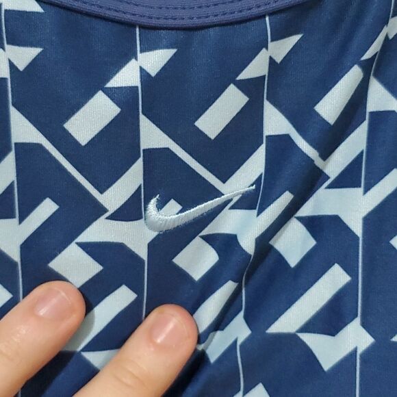 Nike medium blue and teal dri-fit athletic tank top - Picture 4 of 6